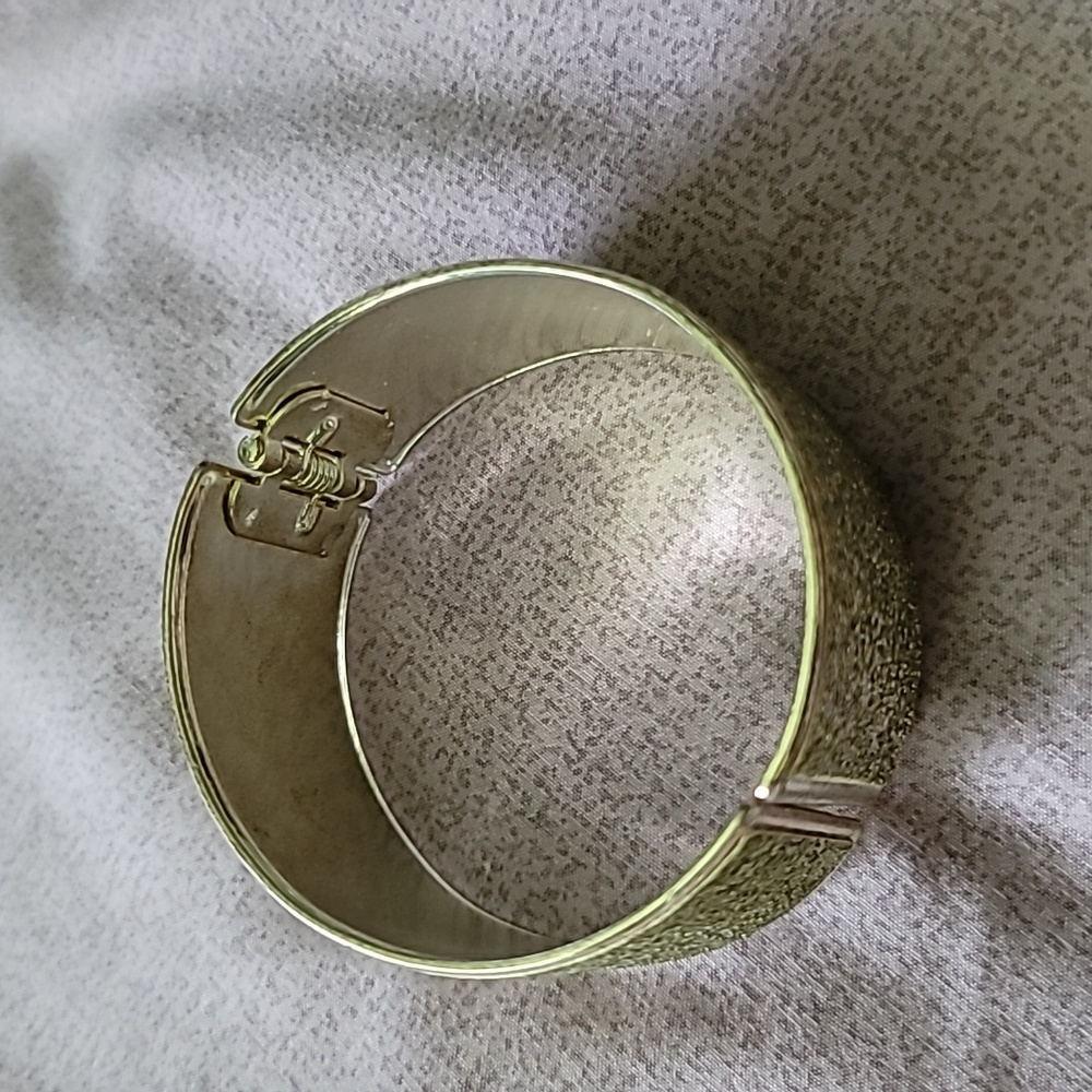 Sparkle Cuff Bracelet - Picture 6 of 8